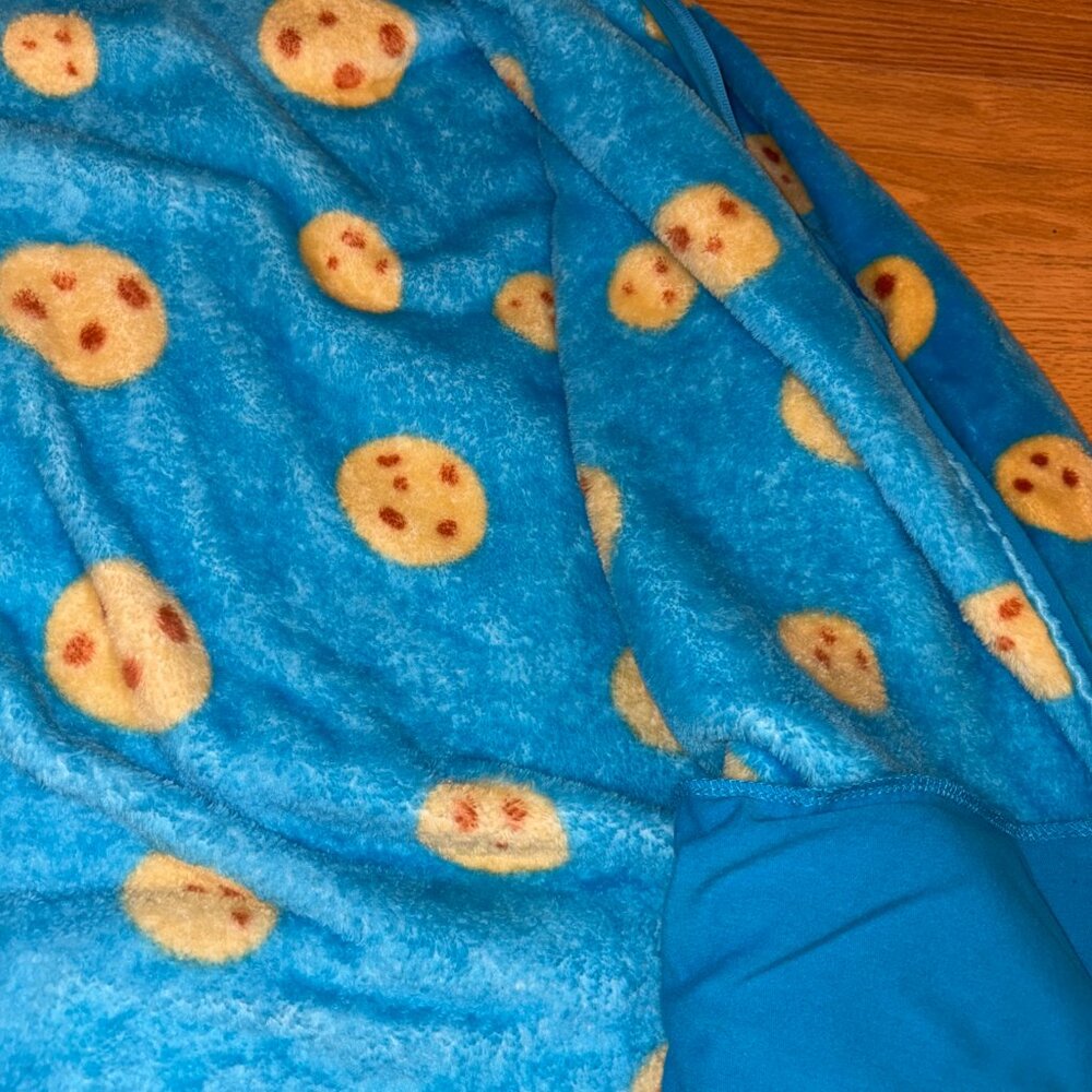 Sesame Street Fuzzy Blue Cookie Monster Hoodie - Picture 10 of 11